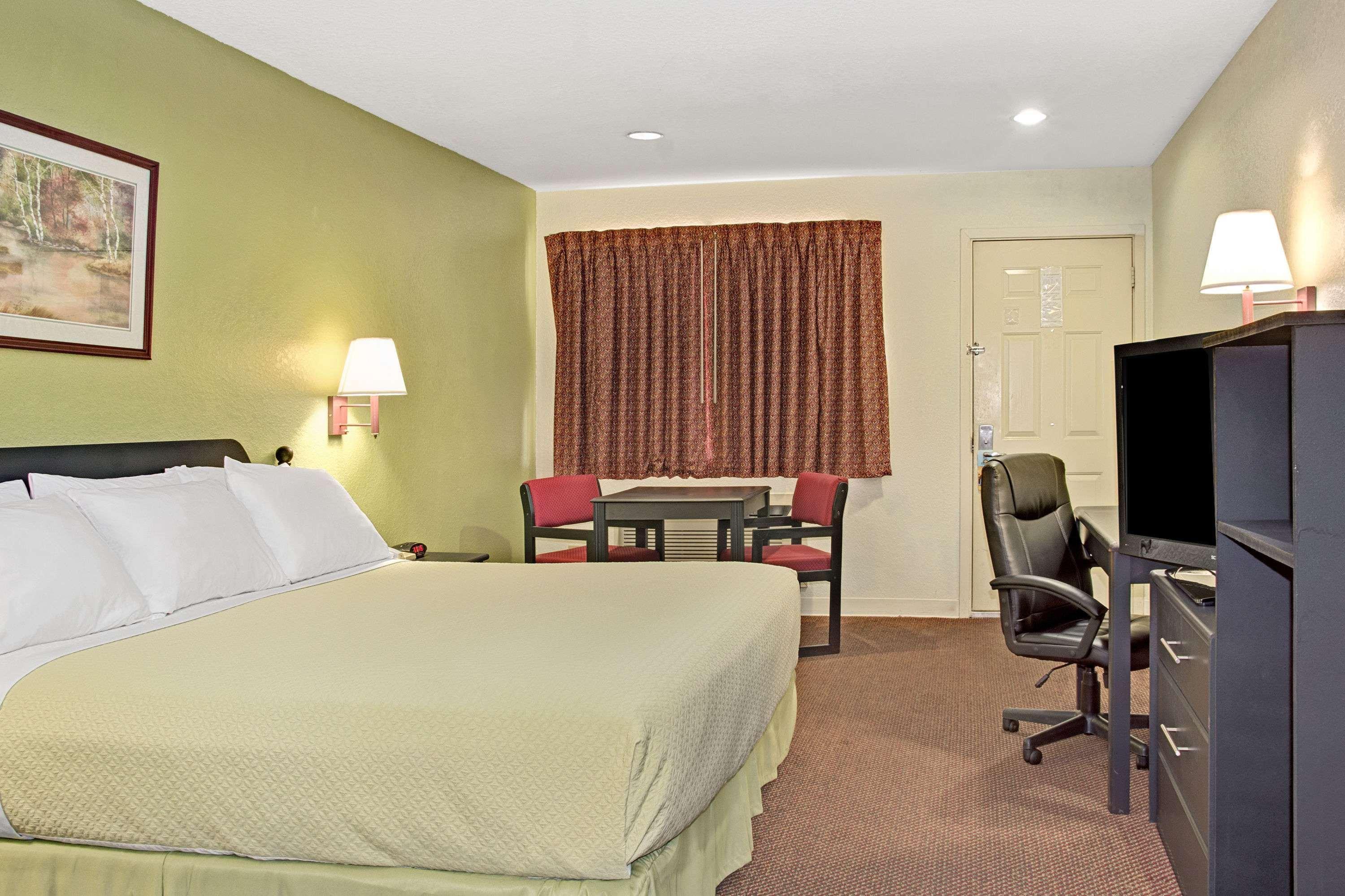 Days Inn By Wyndham El Campo Tx Luaran gambar