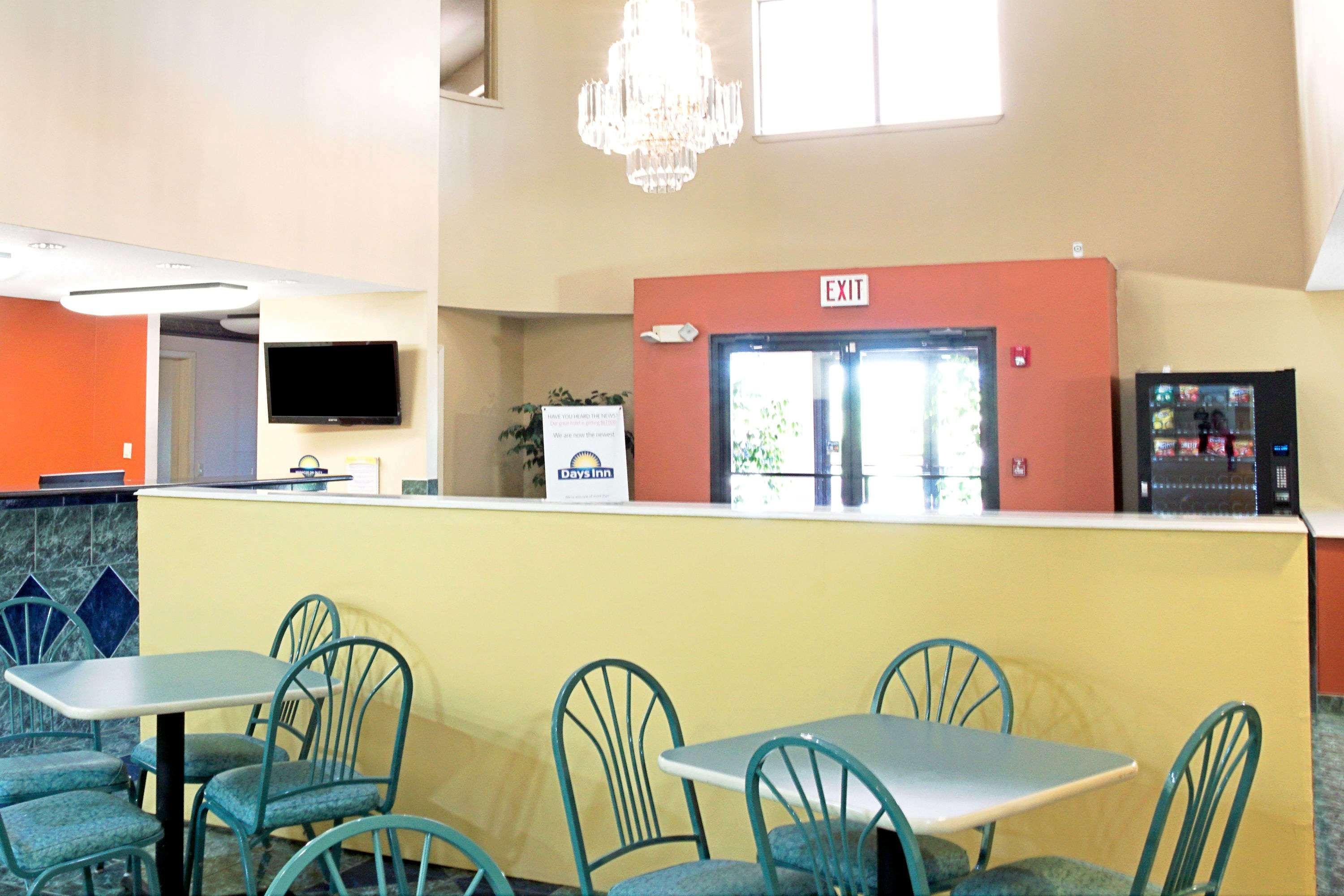 Days Inn By Wyndham El Campo Tx Luaran gambar